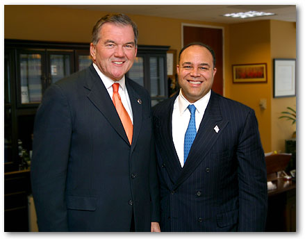 Photo of Chairman Powell and U.S. Department of Homeland Security Secretary Tom Ridge